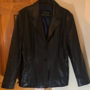 Wilsons Leather Women's BlackLeather Jacket/Blazer very good condition